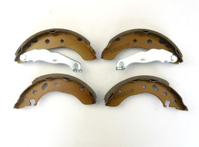 Тормозные колодки тормозные mazda 121 ford escort fiesta ka puma фото №1
