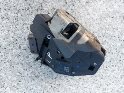 Volvo s60 ii v60 i lift 2013- замок двері лівий перед 31301738 фото №1