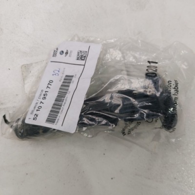 Направляющая подголовник bmw f39 f40 g29 5210 7951770 фото №1