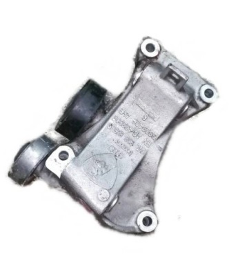 Audi a6 c6 - кронштейн кронштейн генератора 07l903805s фото №1