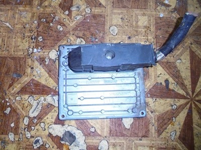 Ford бортовий комп'ютер 4s61-12a650-ka фото №1