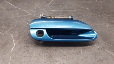 Ручка правый перед mazda mx3 93r фото №1