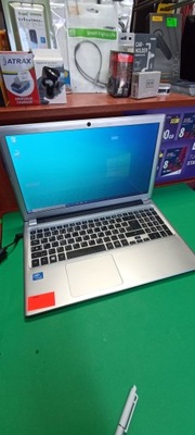 Acer V5-531 15,6 " Intel Celeron 4 GB 256GB