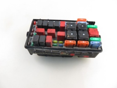 Коробка запобіжників fiat grande punto 51775622ds фото №1