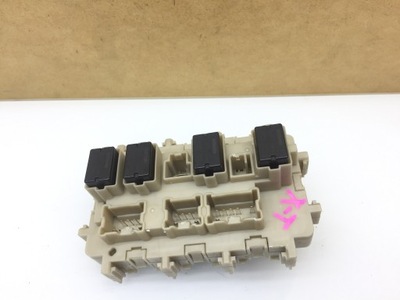 X-trail t32 коробка запобіжників запобіжники фото №1