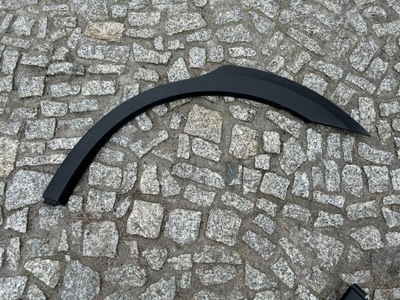 Subaru outback молдинг крила ліва задня фото №1