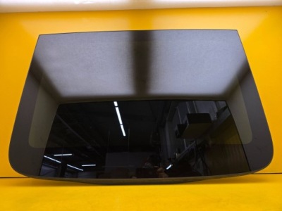 Audi e-tron стекло люк перед 4m8877055a фото №1