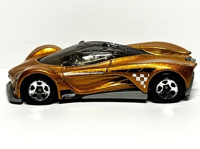 HOT WHEELS-MAZDA FURAL Z 2009 ROKU (9)