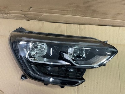 ФАРА ПЕРЕДНЯЯ ПРАВОЕ RENAULT MEGANE IV 260100141R