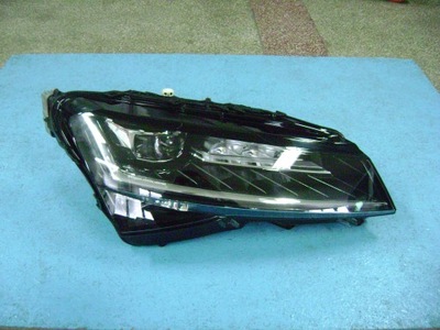 Skoda superb iii 3 lift 3v1 лампа правая full led фото №1