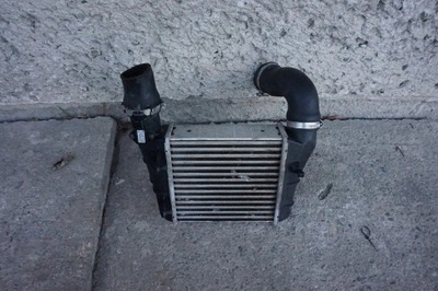 Радиатор интеркулер audi a4 b7 2.0 tdi фото №1