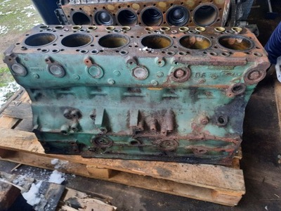 Блок двигуна блок двигуна volvo fl 6 d6b 220 250 00-06 r фото №1