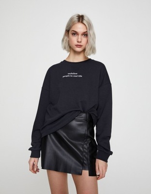 Pull&Bear czarna bluza napis S