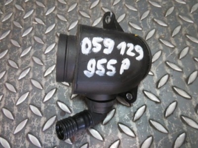 Трубка патрубок audi a6 059129955p фото №1