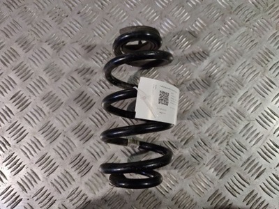 Bmw 2 f46 2016 пружина задня фото №1