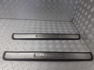 Молдинг поріг права ліва зовнішня kia sportage ii 2.0 crdi 85885-1f000 фото №1
