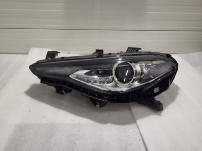 Alfa romeo giulia ксенон ні поворотний перед сторона ліва лампа передня фото №1