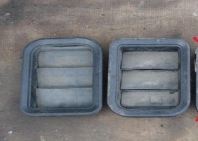 Mercedes ml w163 решітка вентиляції багажника фото №1