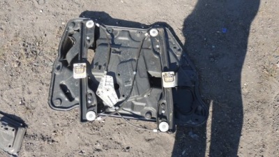 Механізм вікон правий перед dodge journey 3.6 фото №1