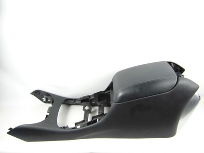 Підлокітник тунель середній mercedes w251 r-klasa фото №1