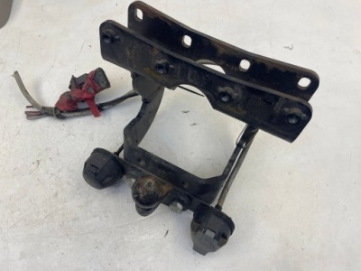 Hak буксировочный jeep grand cherokee wk фото №1