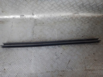 Chevrolet tahoe suburban ліва прокладка двері фото №1