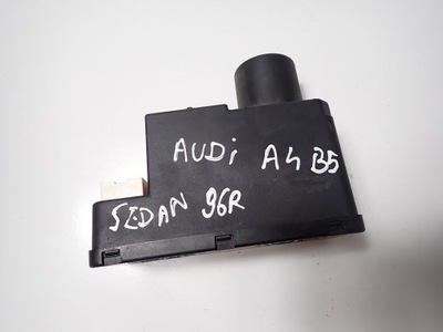 PUMP LOCK CENTRAL AUDI A4 B5 96R SEDAN  