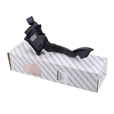 Fiat doblo ii педаль газа 51831864 фото №1