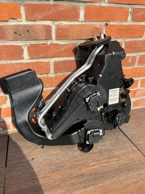 Jeep commander 5-10r xk 3.0 отопитель задняя p5116936ad фото №1