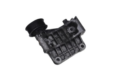 Кронштейн генератора a4 b7 2.7 tdi bpp 059903143k фото №1