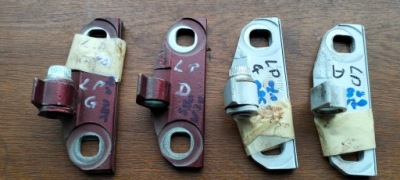 Volvo v70 s80 xc70 петля двері перед передній лівий фото №1