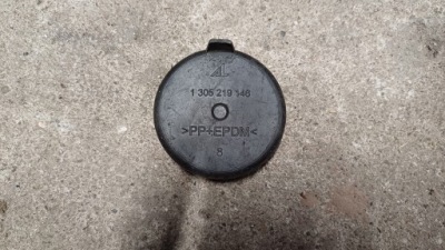 Renault megane iii кришка заглушка лампи 1305219146 фото №1