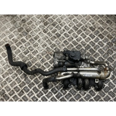 Колектор всмоктуючий volkswagen passat b5.5 038131513s фото №1