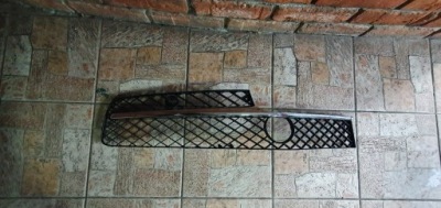 Bentley flying spur решітка бампера права фото №1