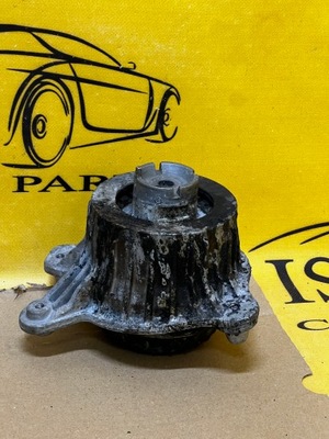 Mercedes подушка двигуна ліва e w213 фото №1