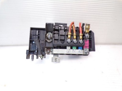 Коробка запобіжників модуль клема mercedes w176 w117 cla 0035422319 фото №1