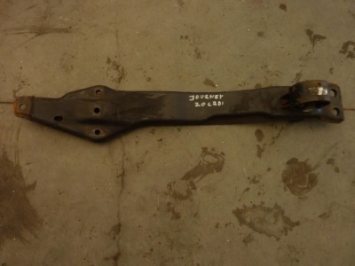 Кронштейн балка подушка двигуна journey 2.0 16v crd фото №1