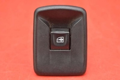 Выключатель подъёма стекло правый перед 809608963r renault trafic iii 14-21 фото №1