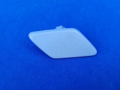 Toyota corolla e16 e18 13-18 2013- заглушка права розпилювача фара фото №1