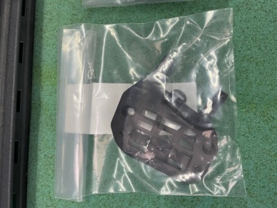 Защита замка дверь передних левых mercedes w246 w176 w204 a2467230014 фото №1