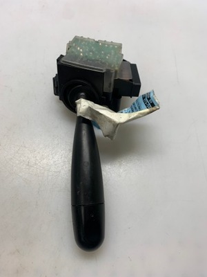 Переключатель дворник toyota оригинальный номер 173647 фото №1