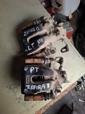 Opel zafira b скоба гальма задні фото №1