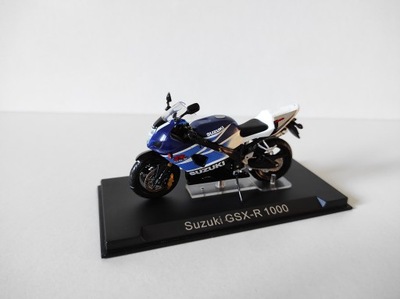 Suzuki GSX-R 1000 Motor 1:24