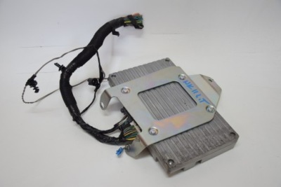 Jeep grand cherokee wk2 підсилювач 05035129ad фото №1