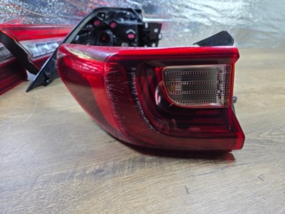 Kia stonic лампа задній задня ліва 92401-h8 фото №1
