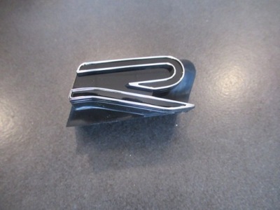 Значок эмблема r-line 'r' vw arteon lift r-line 3g8853957a фото №1