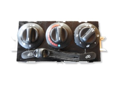 Mercedes панель обдув 1688300385 европа фото №1