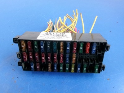 Renault master ii lift 2.5dci коробка запобіжників 8200538351 фото №1