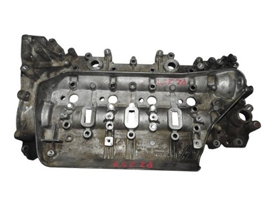 Renault оригинальный номер 130c07962r крышка клапанов фото №1