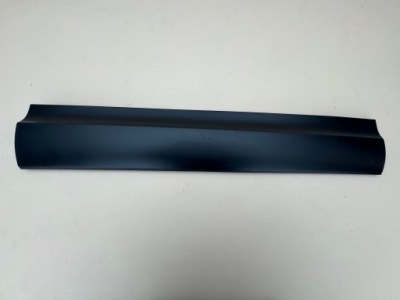 Land rover discovery v 5 l462 молдинг дверь правый перед hy32-21064 фото №1